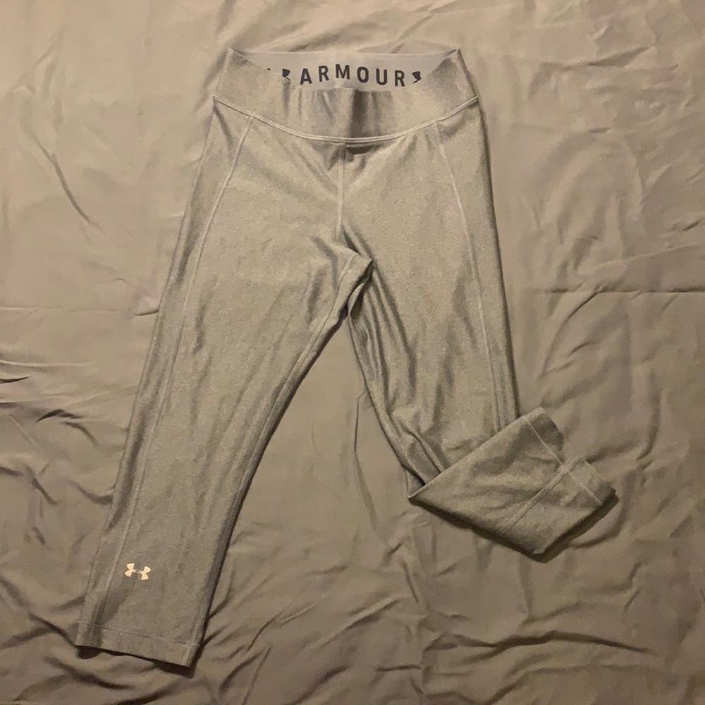 Grey cropped Under Armour leggings